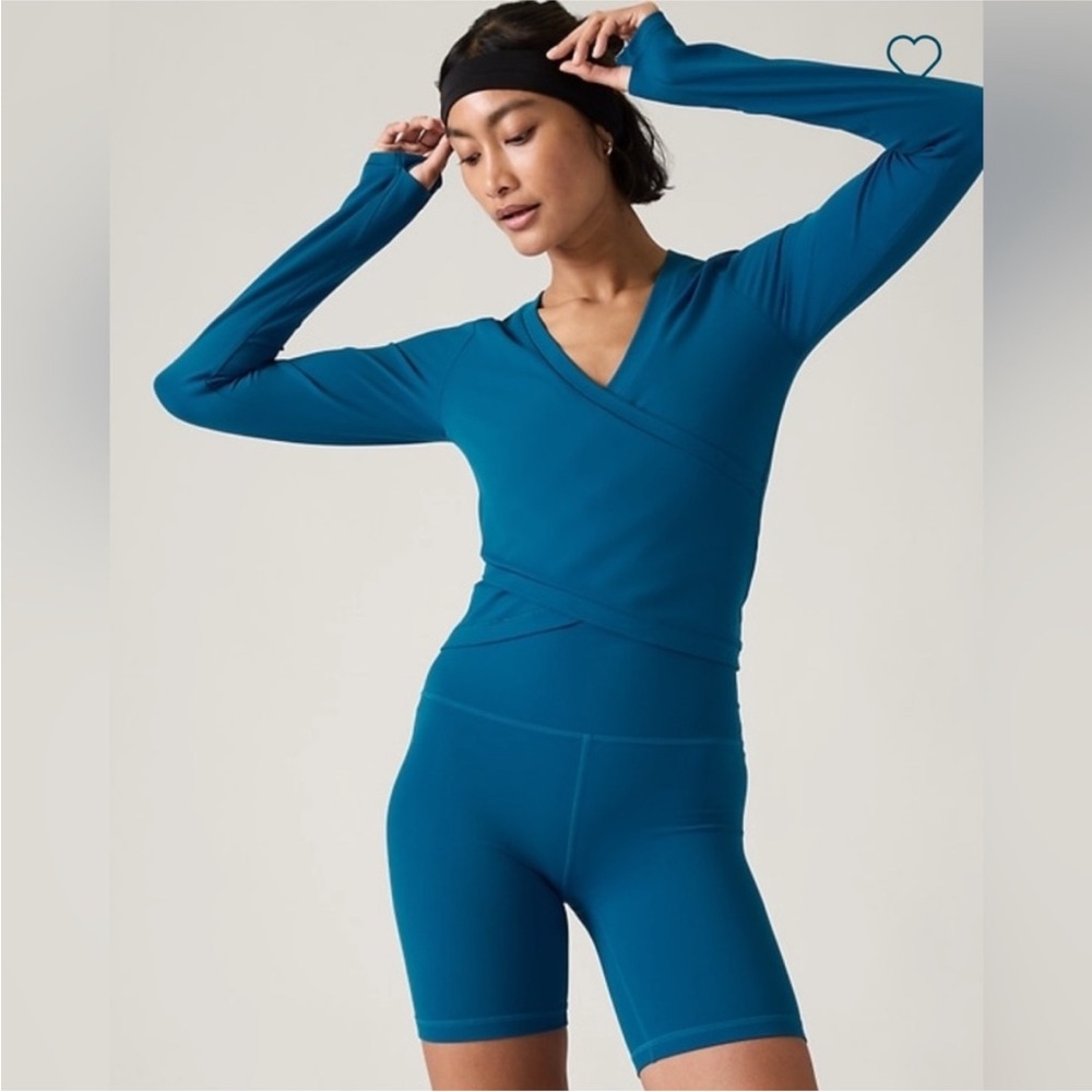 Athleta Transcend Wrap Top Dark Lapis Blue XL